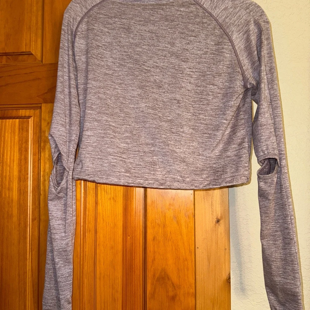 Gymshark Women's Long Sleeve Crop Top - Picture 6 of 6